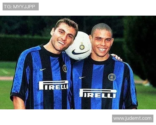 制作C罗足球明星主题蛋糕的详细步骤与技巧分享