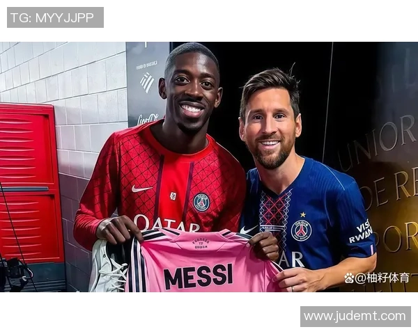 足球明星自夸背后的真实故事与荣耀时刻揭秘